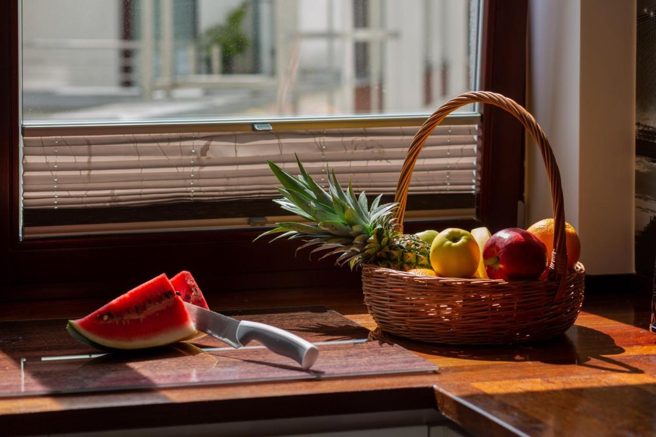 Spacious Suite With A Hammock And Terrace By Renters Prestige ワルシャワ エクステリア 写真
