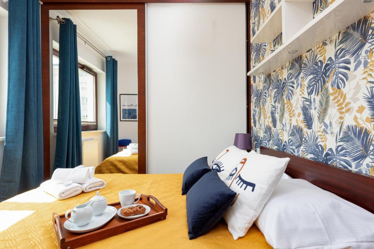 Spacious Suite With A Hammock And Terrace By Renters Prestige ワルシャワ エクステリア 写真