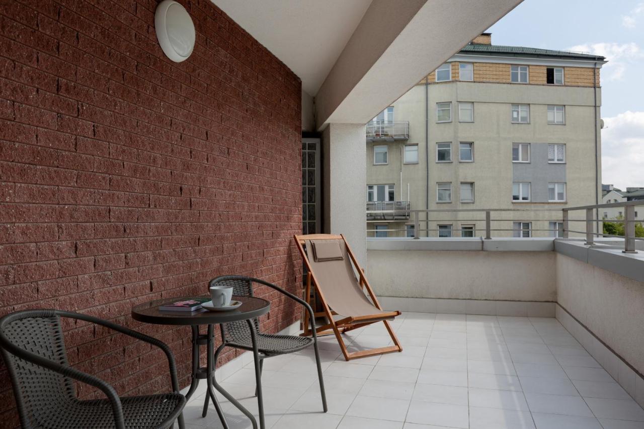 Spacious Suite With A Hammock And Terrace By Renters Prestige ワルシャワ エクステリア 写真